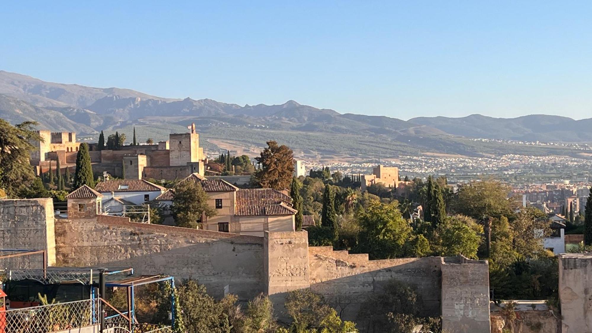 Casa Abetos Cerca De La Alhambra Y Sierra Nevada Hébergement de vacances