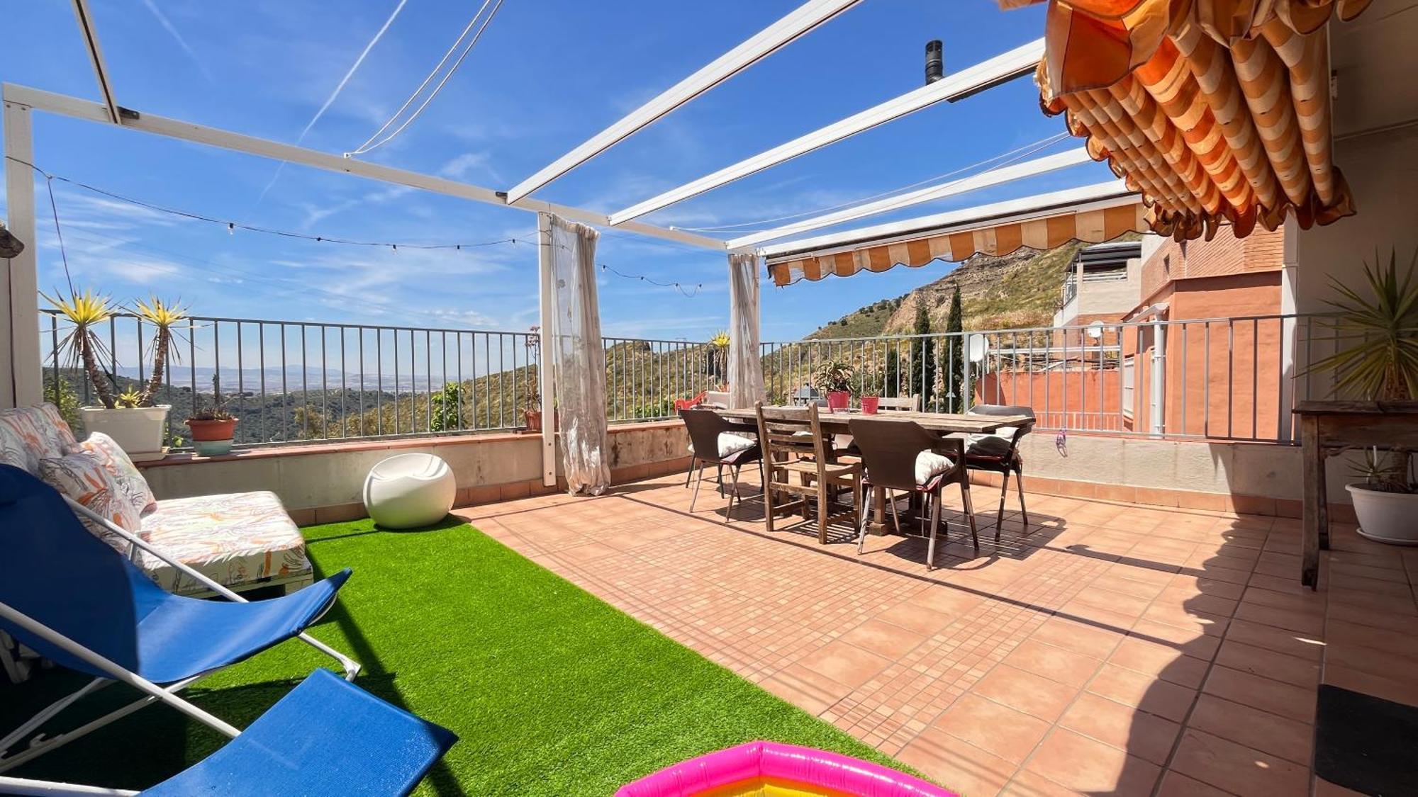 Casa Abetos Cerca De La Alhambra Y Sierra Nevada Hébergement de vacances *